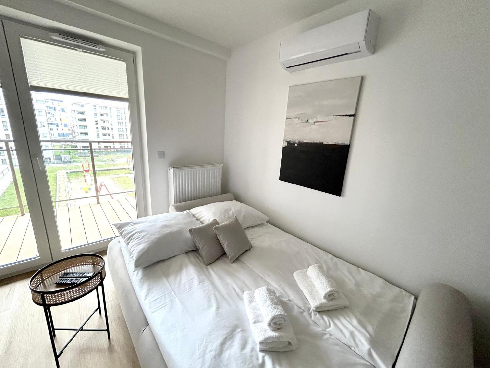 Apartament Lina Koralowa Samodzielne Zameldowanie Self Check-In Lublin Exterior photo